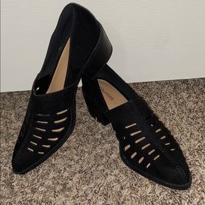 Bella style shoes from Maurice’s, size 8